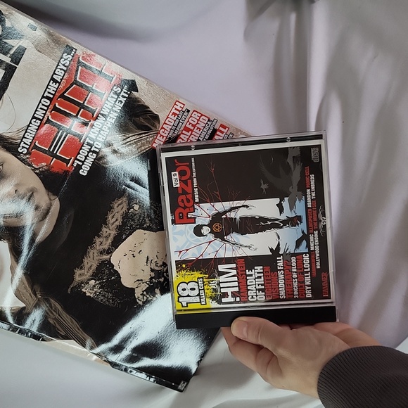 HIM Metal Hammer Magazine Fall 2004  with CD England Glossy Collector Edition - Picture 3 of 15